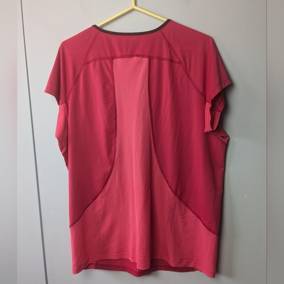 ARC'TERYX Women Pink Tee Shirt Size XL Outdoor Shirt Different Tones Of Pink - Picture 7 of 9